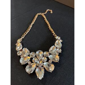 Beautiful High Quality Rhinestone Necklace